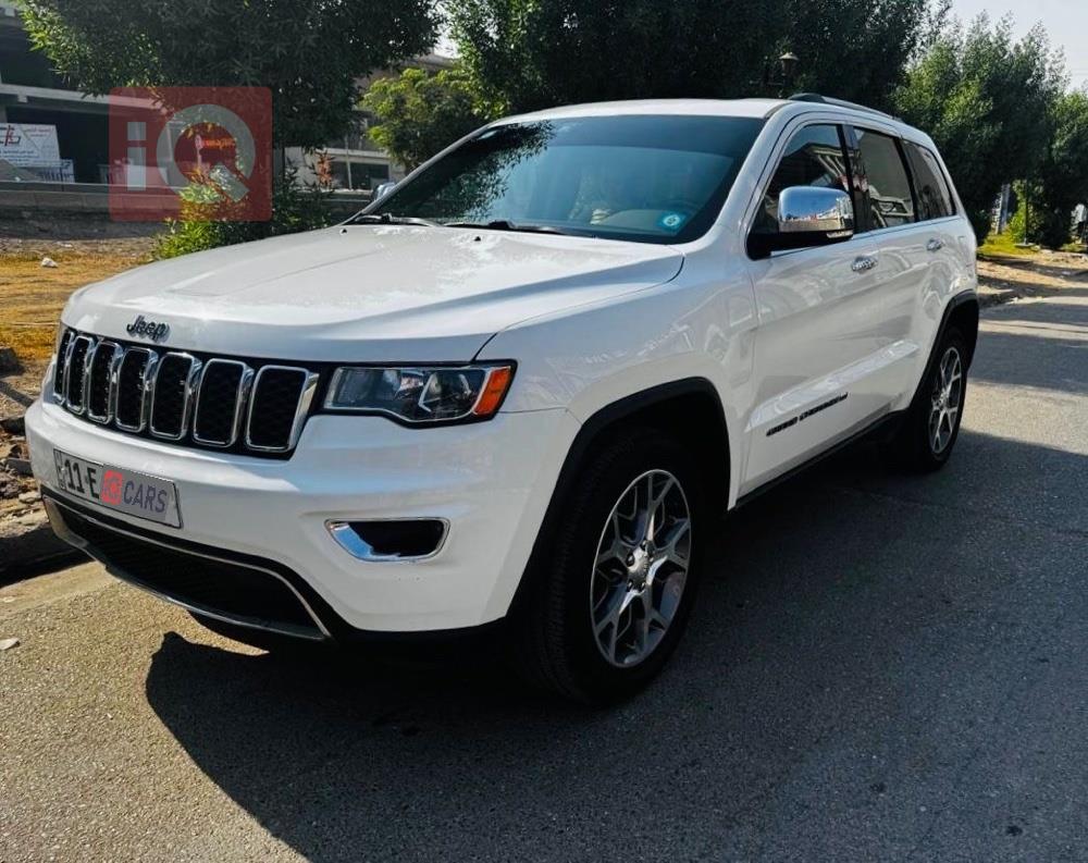 جيب جراند شيروكي